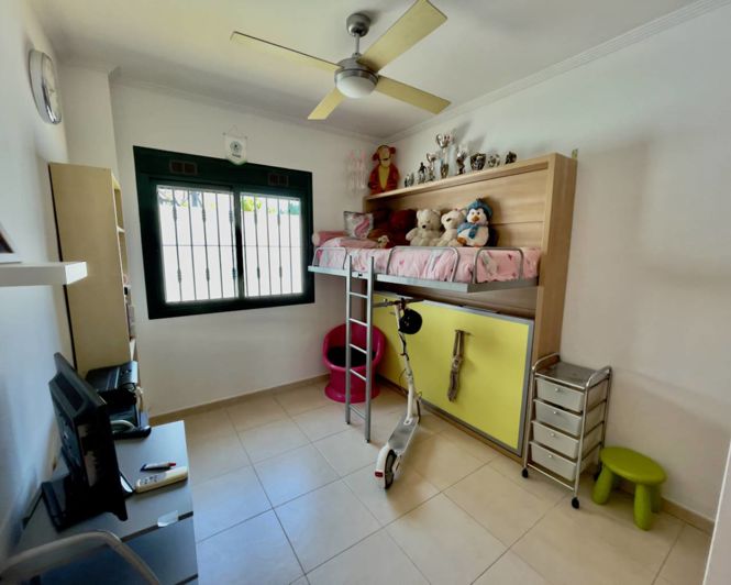 Image No.24-4 Bed Villa for sale