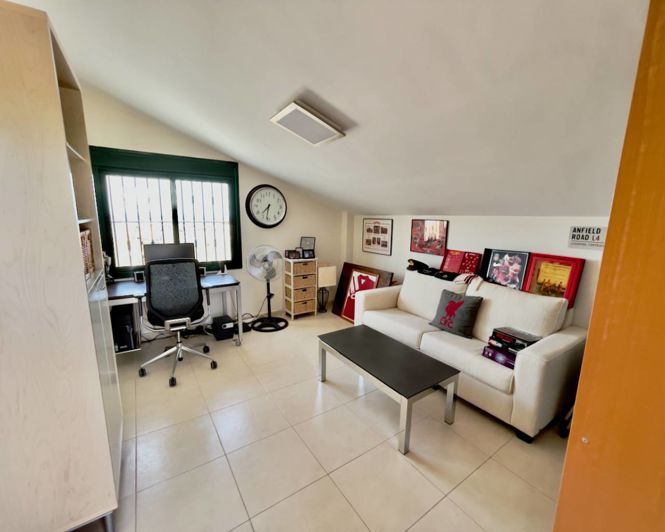 Image No.29-4 Bed Villa for sale