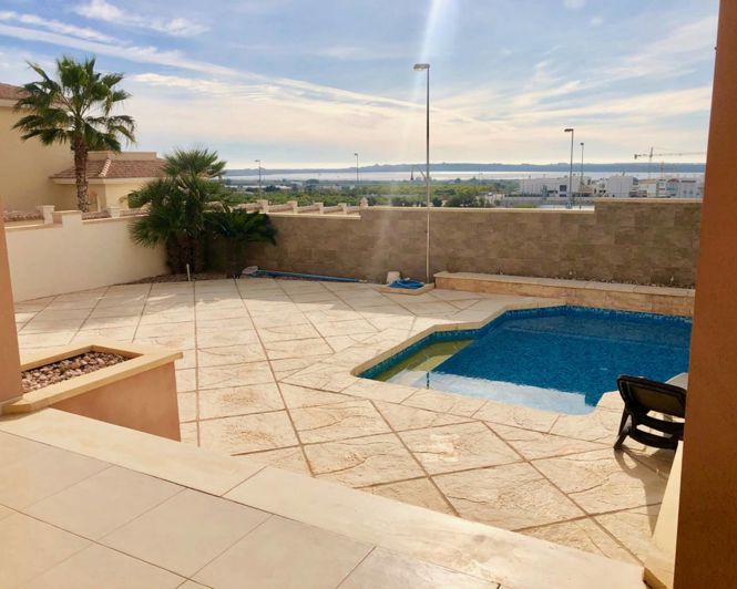 Image No.8-4 Bed Villa for sale