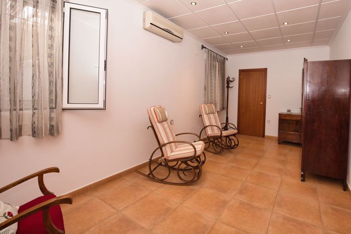 Image No.14-4 Bed Villa for sale