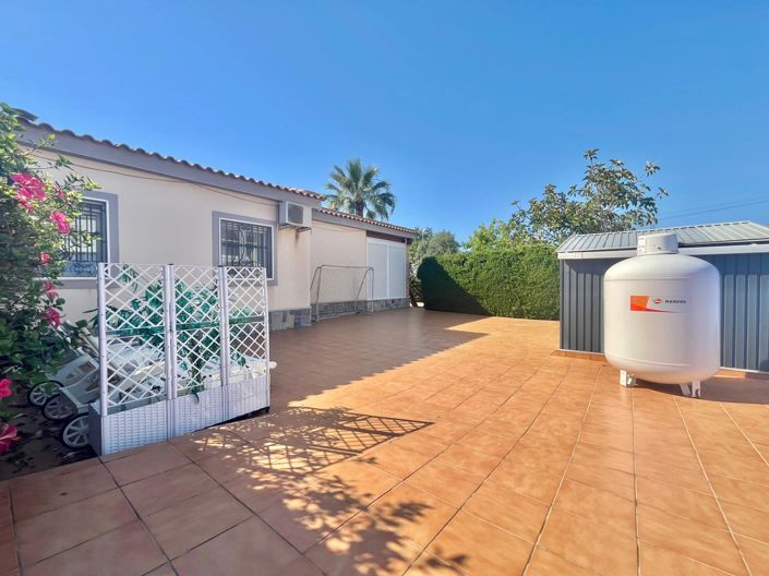 Image No.10-3 Bed Villa for sale