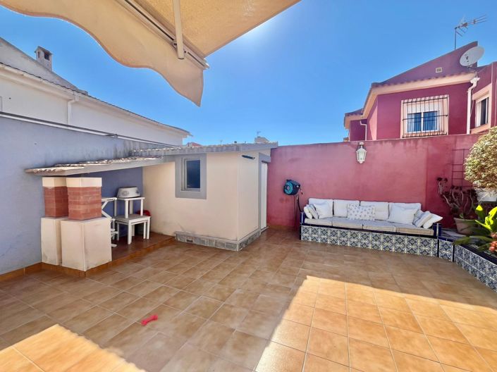 Image No.19-3 Bed Villa for sale