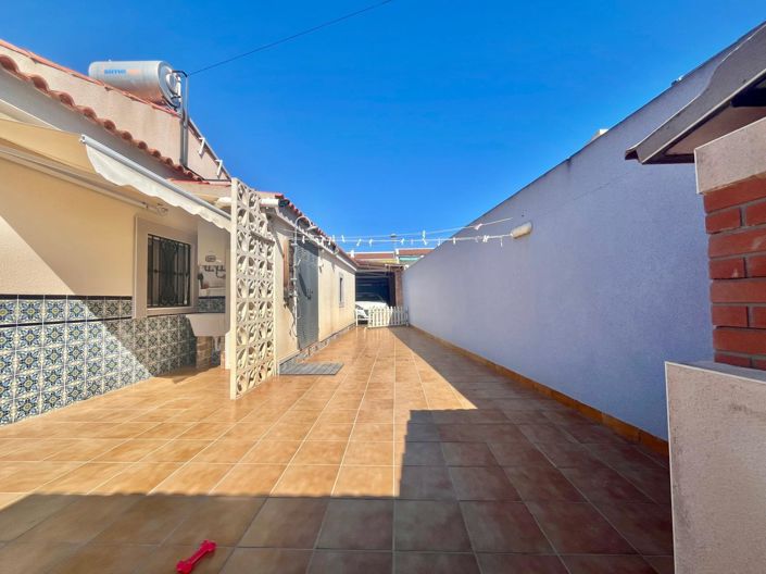 Image No.20-3 Bed Villa for sale