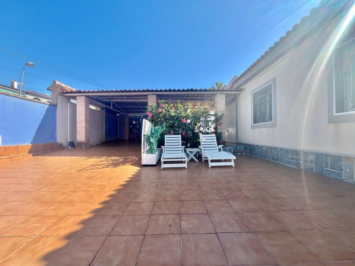 Image No.21-3 Bed Villa for sale
