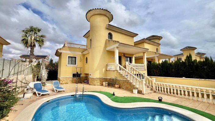 Image No.30-3 Bed House for sale
