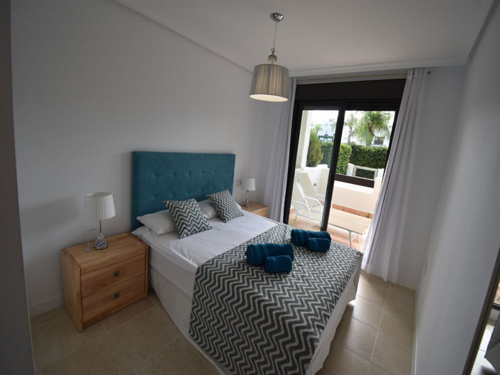 Image No.25-2 Bed Apartment for sale
