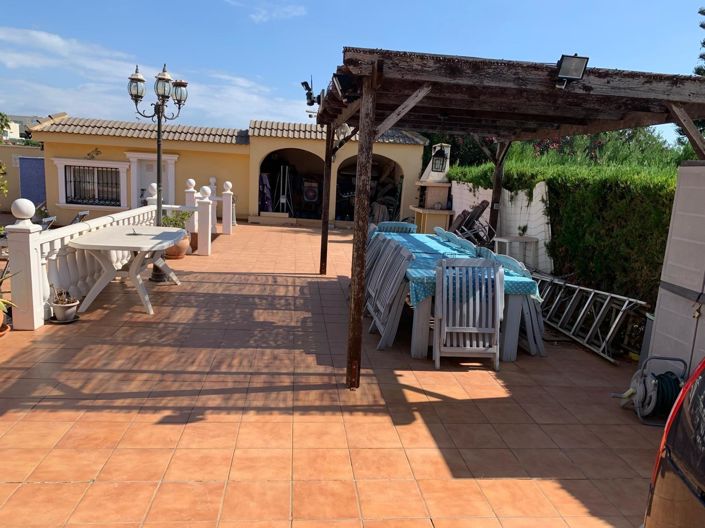 Image No.9-6 Bed Villa for sale