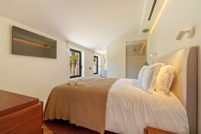 Image No.38-5 Bed Villa for sale