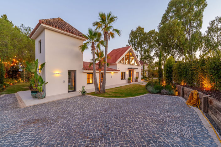 Image No.47-5 Bed Villa for sale