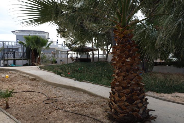Image No.20-5 Bed Villa for sale