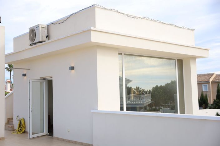 Image No.35-5 Bed Villa for sale