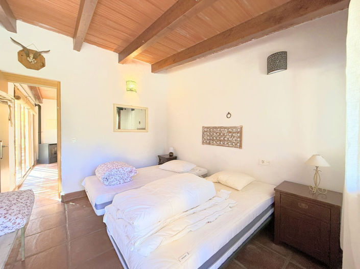 Image No.10-8 Bed Finca for sale