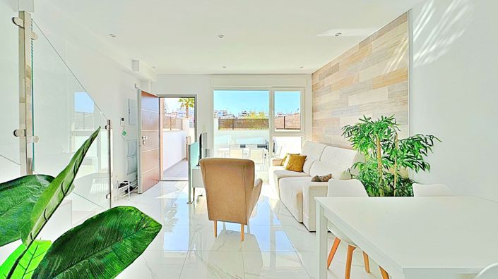 Image No.7-3 Bed Townhouse for sale