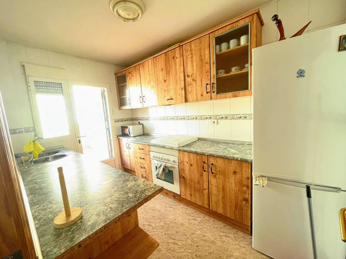 Image No.2-5 Bed Townhouse for sale
