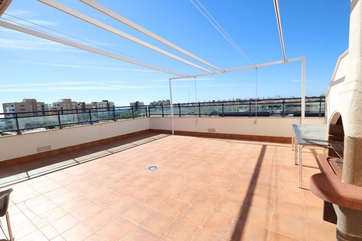 Image No.16-2 Bed Apartment for sale