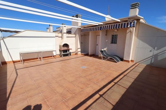 Image No.28-2 Bed Apartment for sale