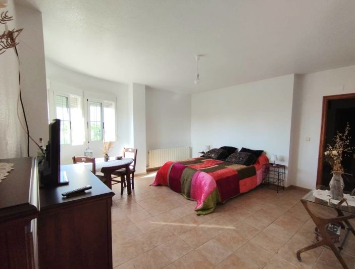 Image No.15-6 Bed Villa for sale