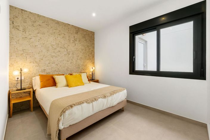 Image No.19-3 Bed Villa for sale