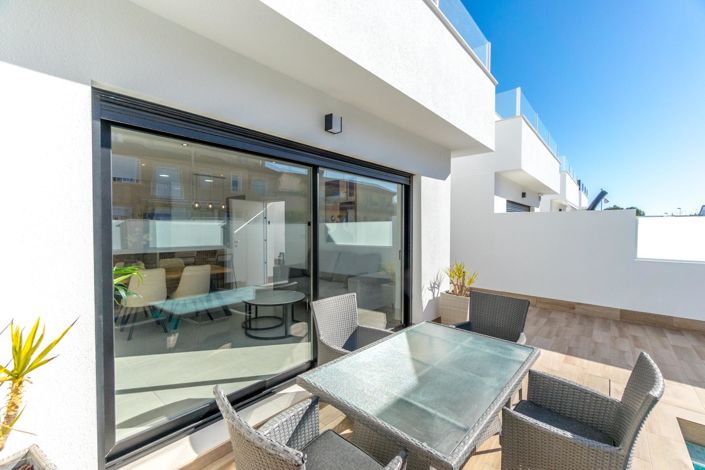 Image No.4-3 Bed Villa for sale