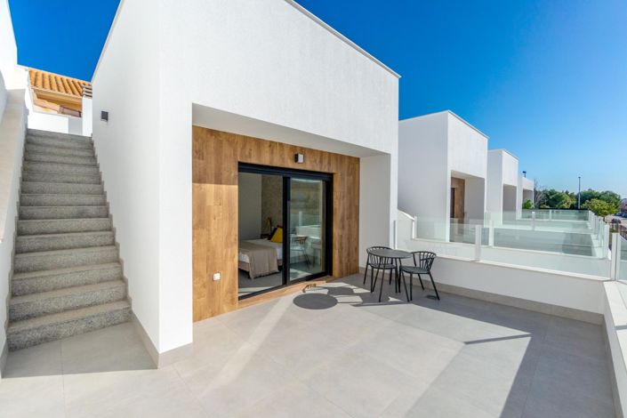 Image No.5-3 Bed Villa for sale