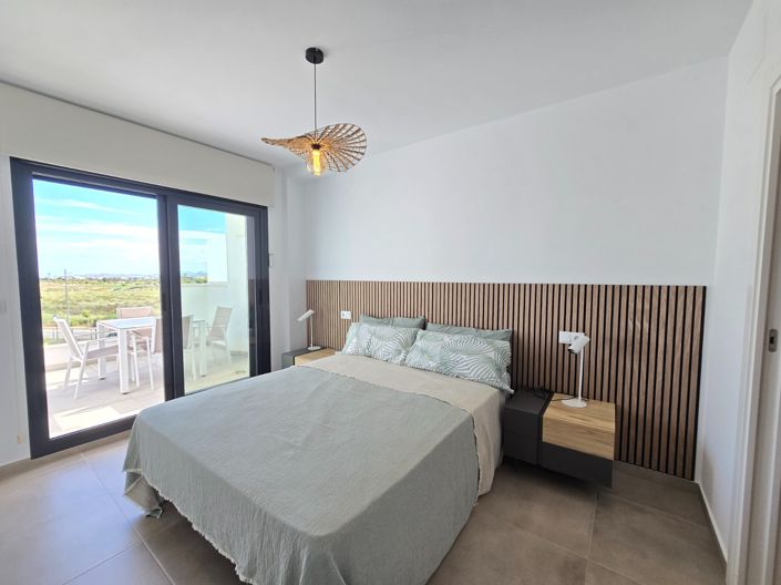 Image No.17-2 Bed Apartment for sale