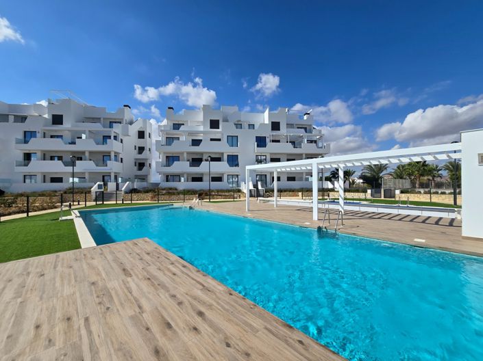 Image No.4-2 Bed Apartment for sale