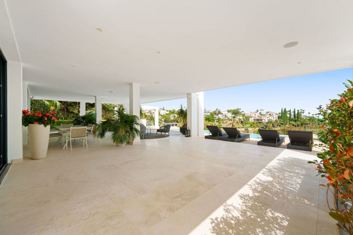 Image No.7-Villa de 5 chambres à vendre à Nueva Andalucia