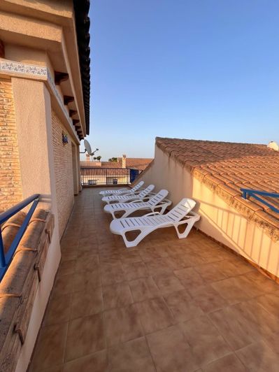 Image No.14-3 Bed Townhouse for sale