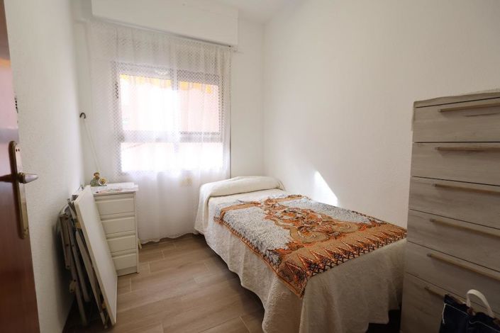 Image No.10-3 Bed Apartment for sale