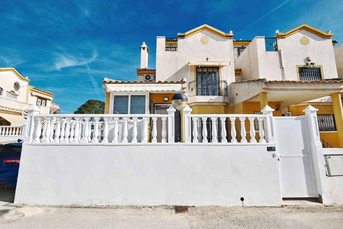 Image No.50-3 Bed House for sale