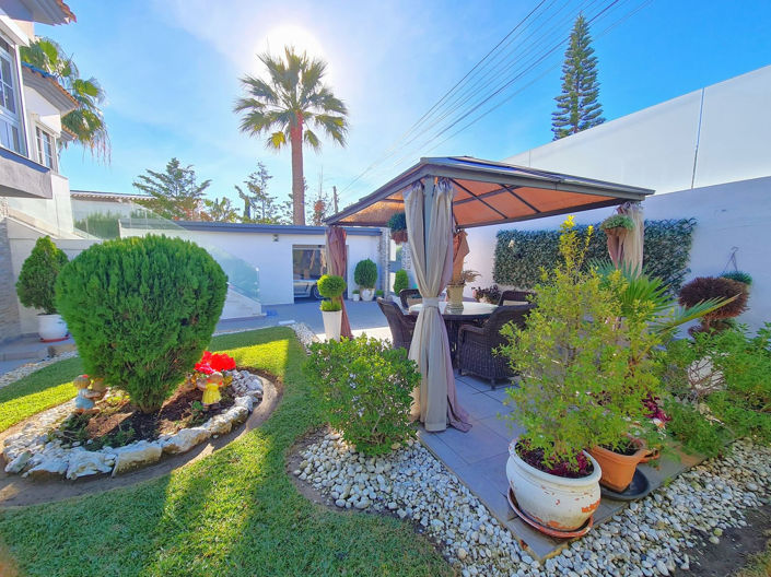 Image No.3-Villa de 3 chambres à vendre à Estepona
