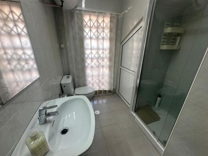 Image No.11-2 Bed Property for sale