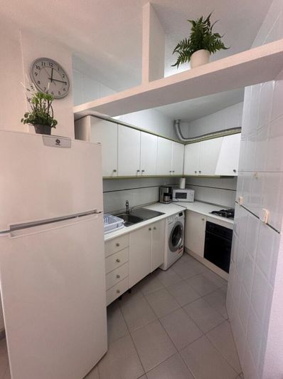 Image No.12-2 Bed Property for sale