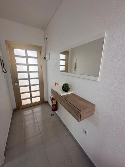 Image No.2-2 Bed Property for sale