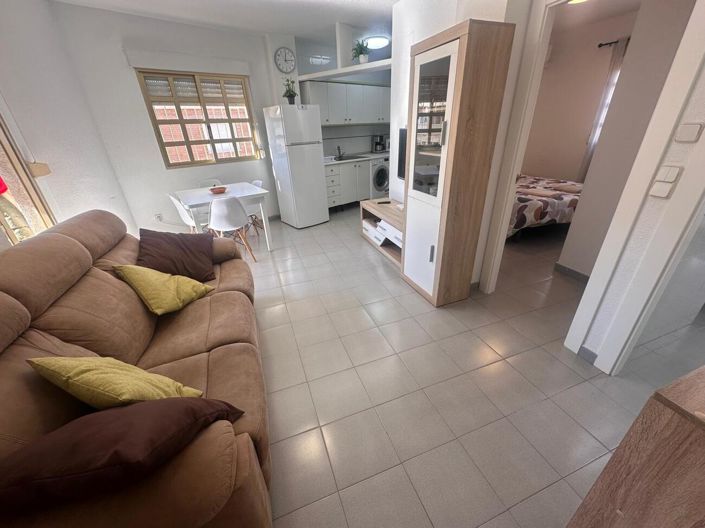 Image No.3-2 Bed Property for sale