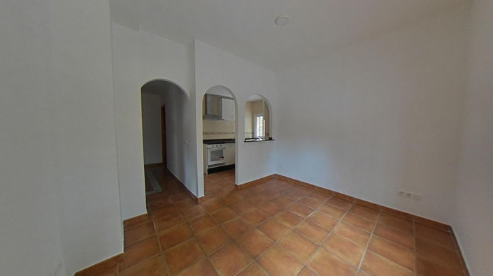 Image No.3-Appartement de 2 chambres à vendre à Estepona