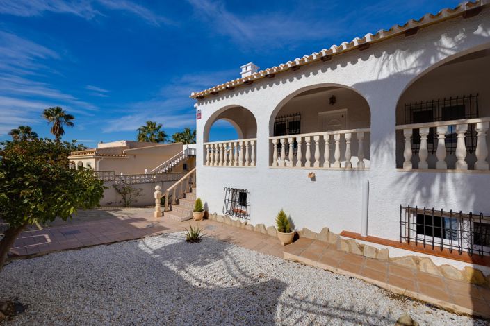 Image No.36-3 Bed Villa for sale
