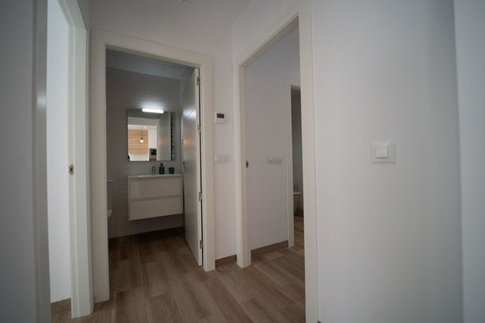 Image No.29-3 Bed Townhouse for sale