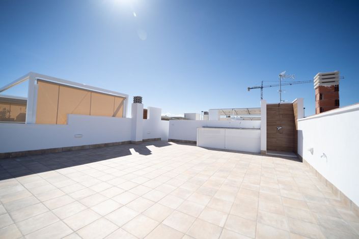 Image No.3-3 Bed Townhouse for sale