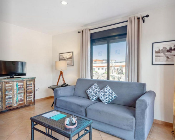 Image No.17-1 Bed Townhouse for sale