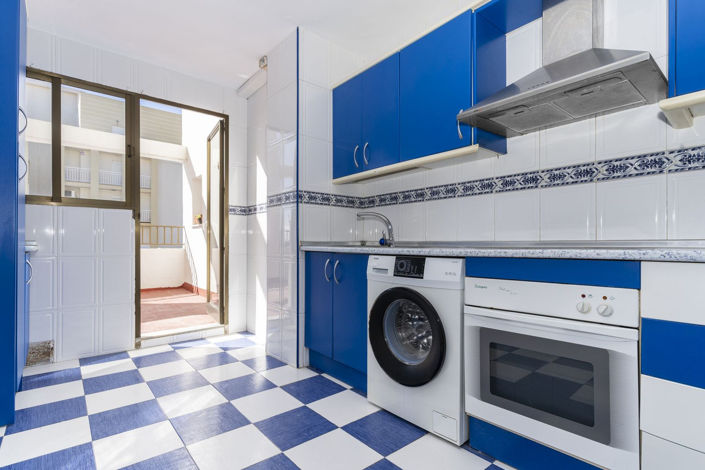 Image No.4-4 Bed Apartment for sale