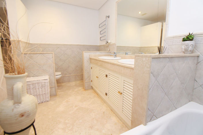 Image No.21-Appartement de 2 chambres à vendre à Elviria