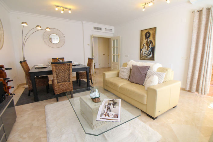Image No.8-Appartement de 2 chambres à vendre à Elviria