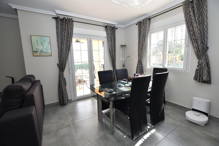 Image No.10-3 Bed Villa for sale