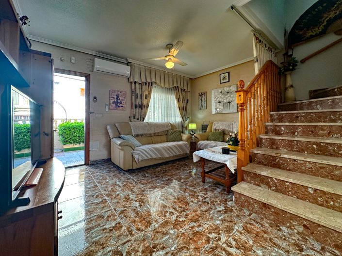 Image No.8-3 Bed Villa for sale