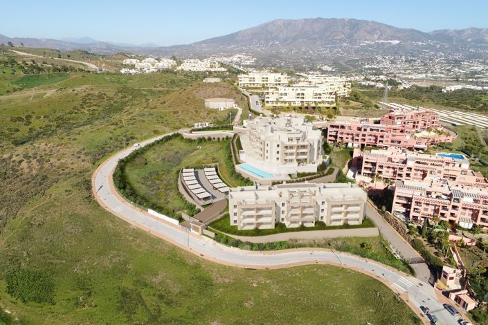 Image No.24-2 Bed Apartment for sale