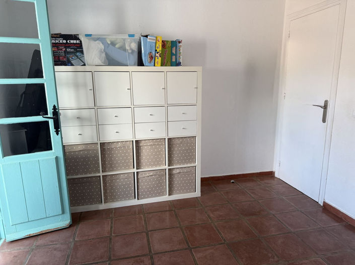 Image No.21-3 Bed House for sale