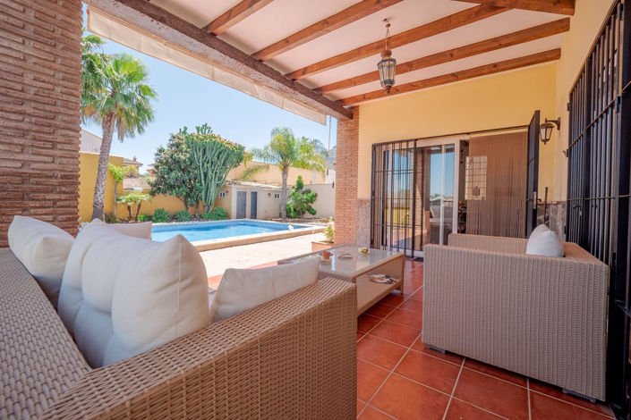 Image No.2-Villa de 5 chambres à vendre à Alhaurín el Grande