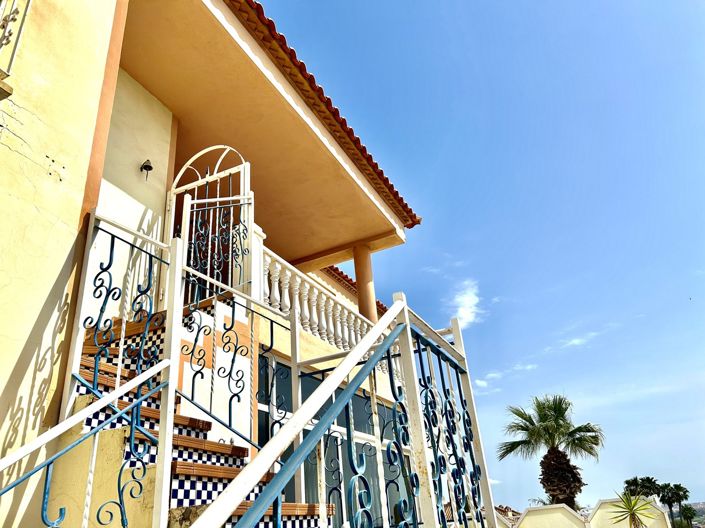 Image No.30-2 Bed Apartment for sale