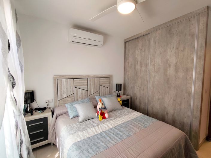 Image No.11-3 Bed House for sale